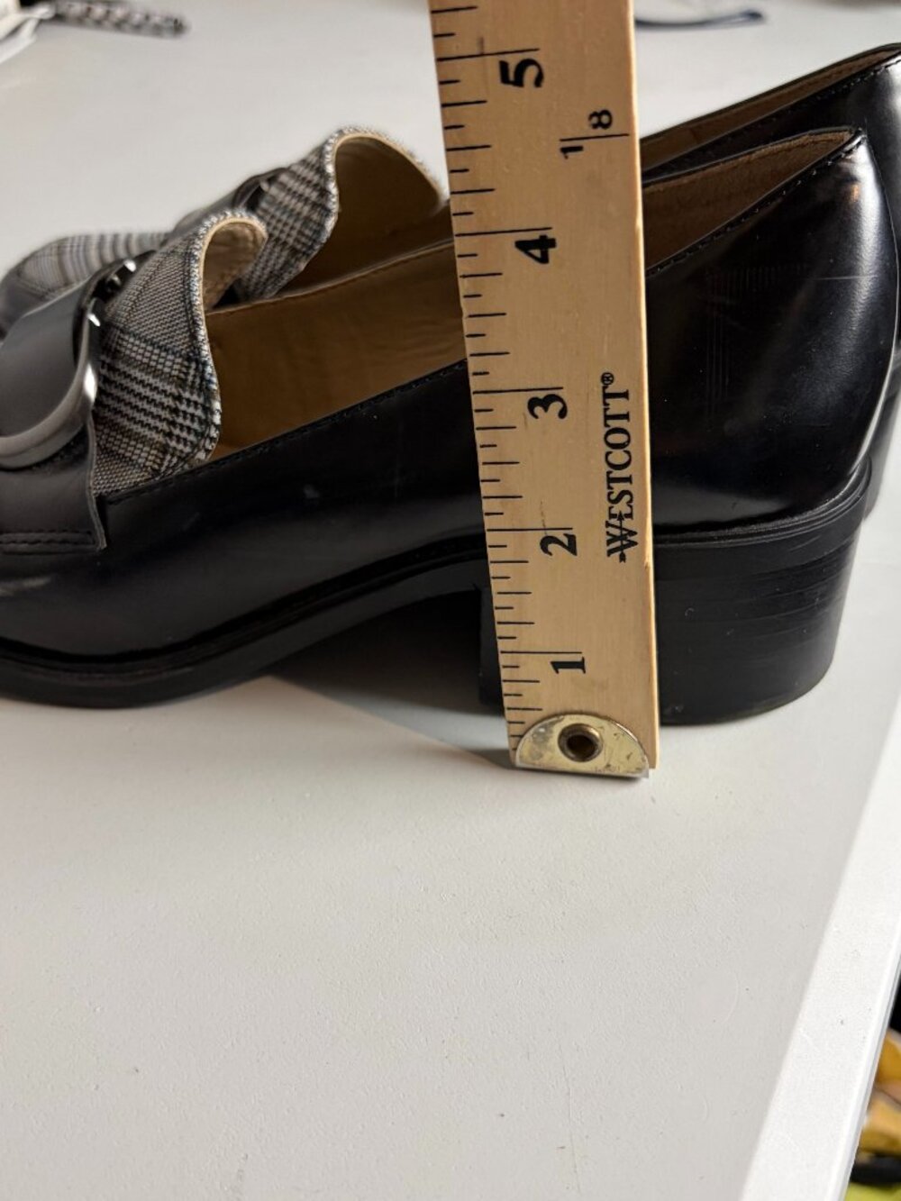 Naturalizer  Size 8 Pascal Black Brush Off Leather Plaid Loafers Accademia Shoes - Picture 6 of 8